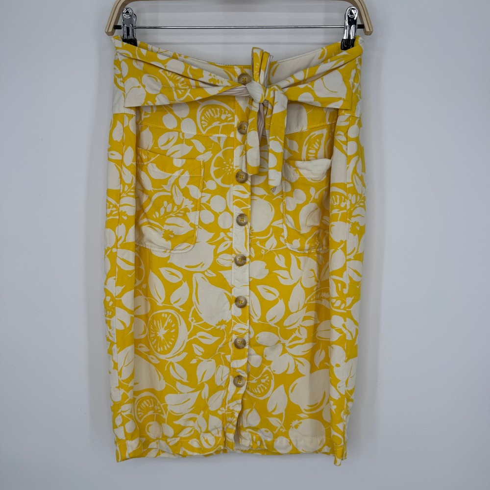 Anthropologie 44 of 52 Conversations Yellow Fruit Print Skirt Size 6 Tropical - Picture 4 of 12